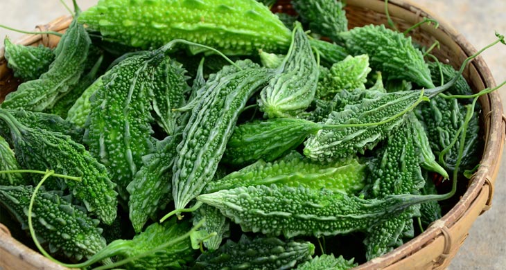 Bitter Gourd Soup with Pickled Mustard Green