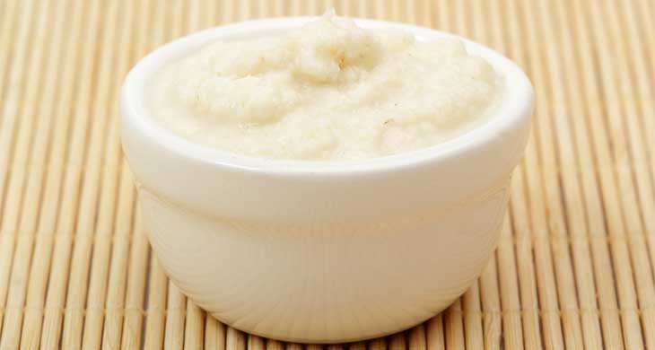 Horseradish Sauce with Walnuts