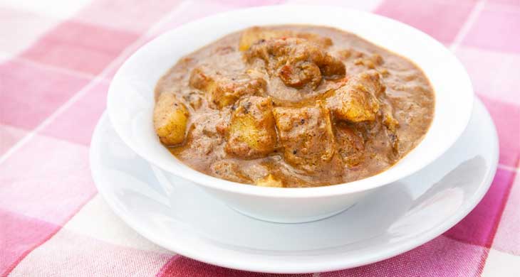 Potatoes with Cauliflower Curry