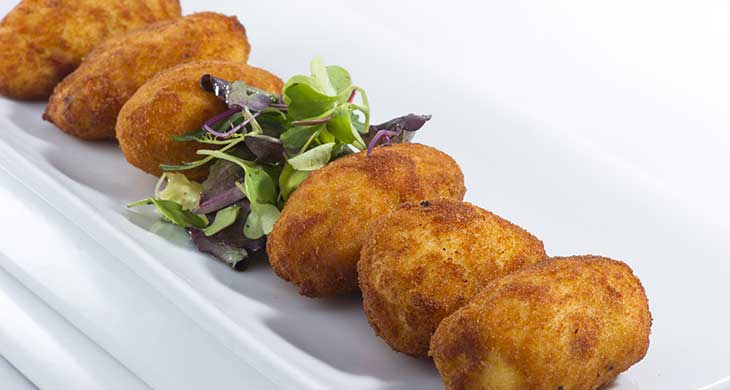 Sardine Croquettes with Yogurt Sauce