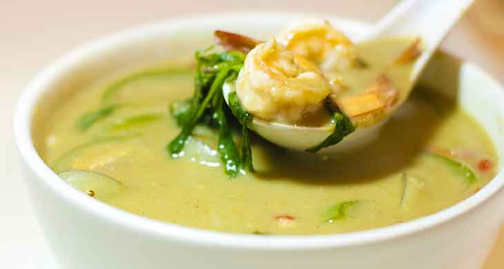 Prawns in Green Curry Paste