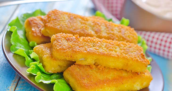 Fried Salmon on Lettuce Wraps
