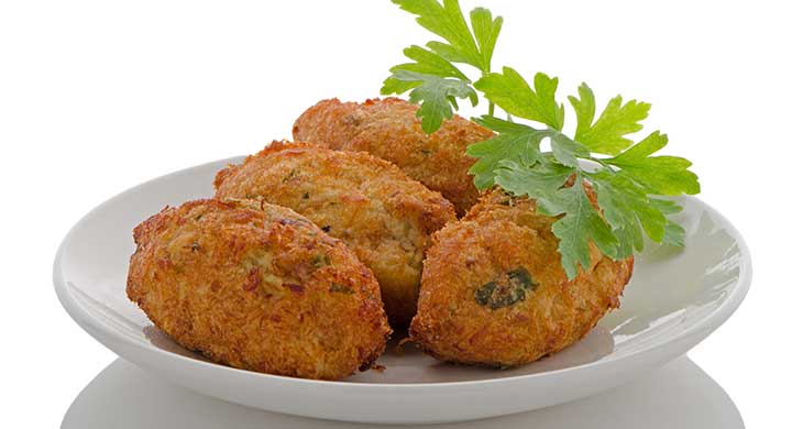 Spicy Mince Bites with Mint Chutney