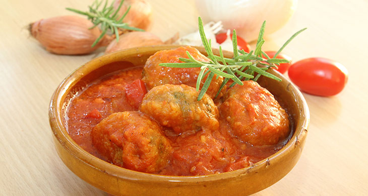 Meat Balls in Red Wine Sauce