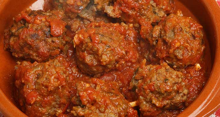 Meatballs in Tomato Thyme Sauce
