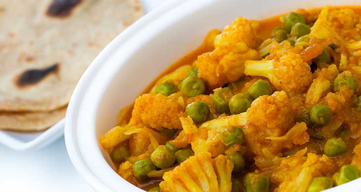 Cauliflower, Tomato and Green Pea Curry