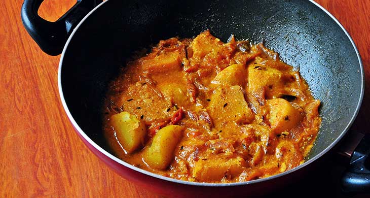 Spicy Potato and Tomato Curry (1)