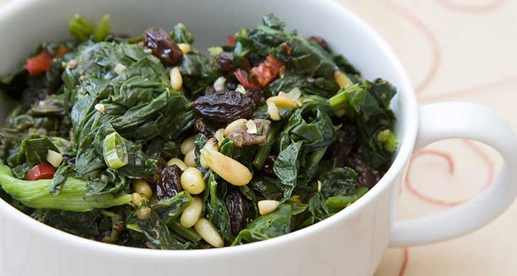 Lightly Spiced Spinach