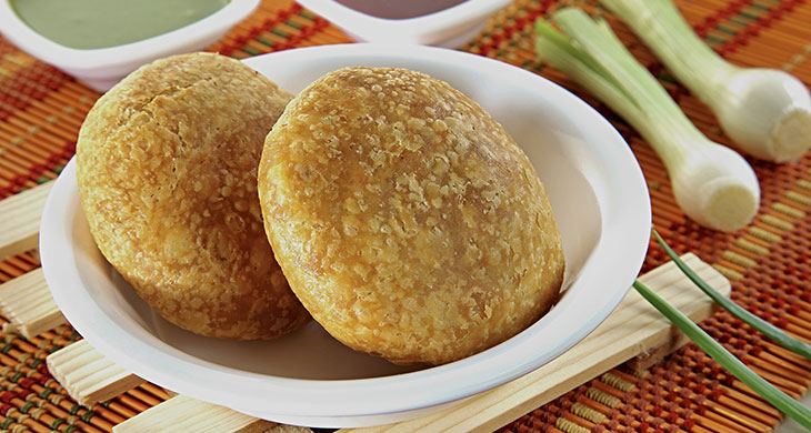 Crispy Khasta Kachori