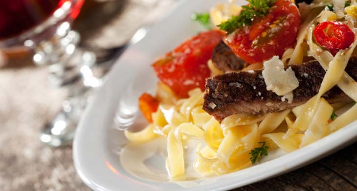 Tagliatelle with Sweet Tomato and Walnut Sauce
