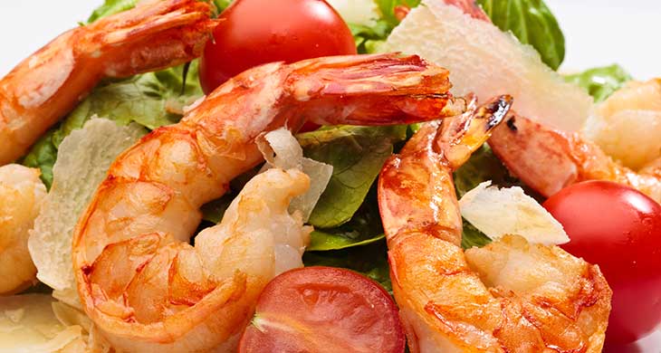 Fresh lemon spicy grass shrimp salad