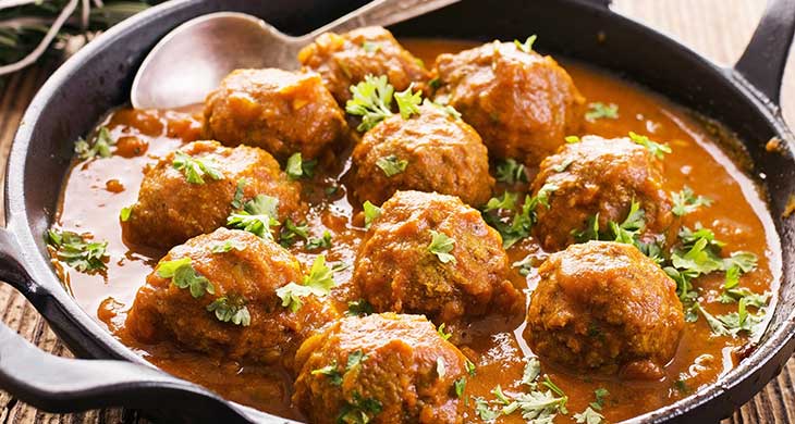 Meat Balls in Tomato Sauce