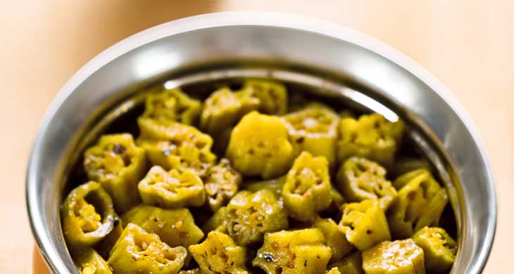 Stir Fried Okra with Onions