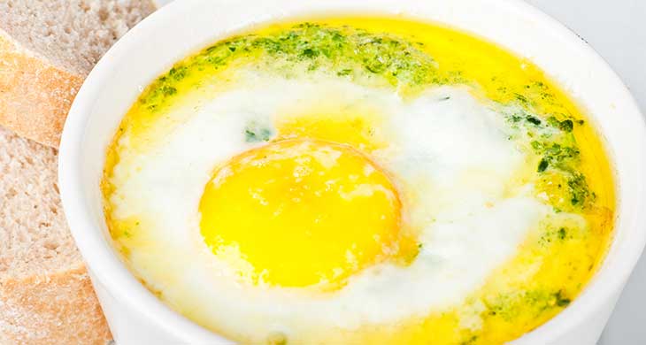 Baked Eggs with Creamy Leeks
