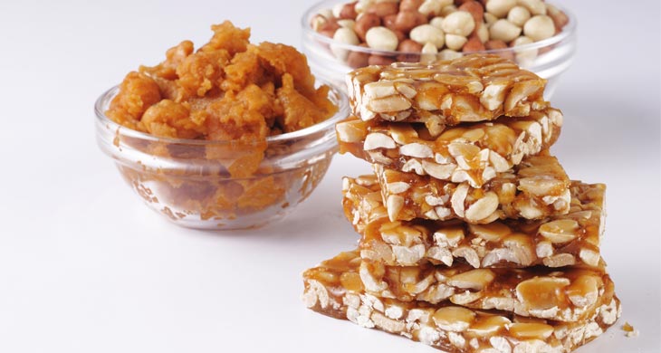 Peanut Burfi (Verkadalai Burfi)