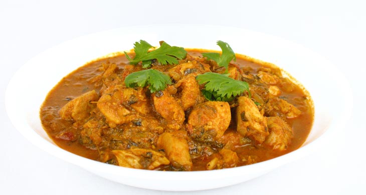 Chicken Curry with Spicy Coconut Sauce