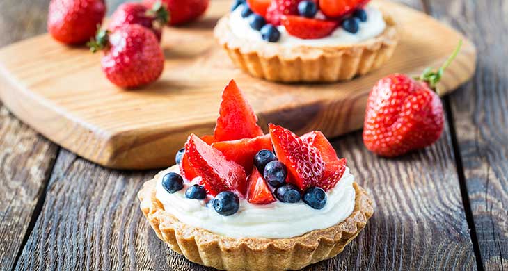 Glazed Fruit Tart in Vanilla Sweet Crust