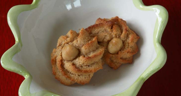 Hazelnut Rosettes